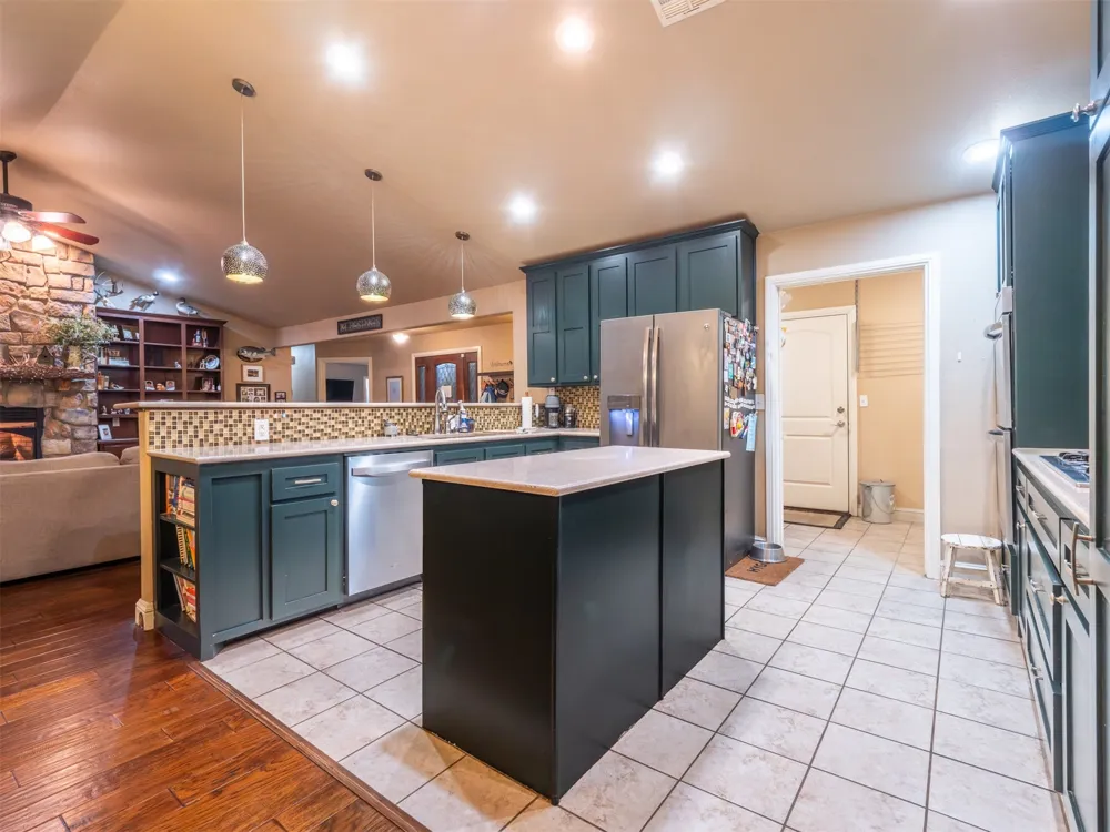 216 Peaceable Ridge McAlester, OK 74501