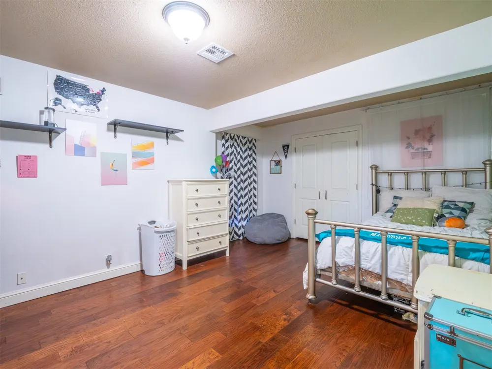 216 Peaceable Ridge McAlester, OK 74501