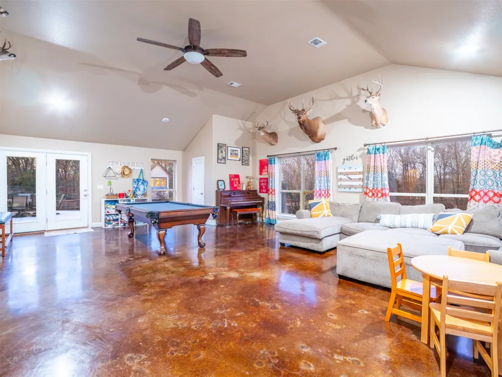 216 Peaceable Ridge McAlester, OK 74501