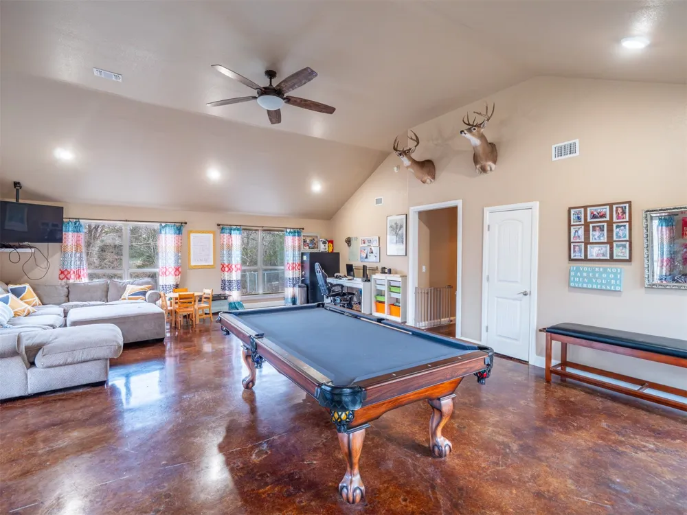 216 Peaceable Ridge McAlester, OK 74501