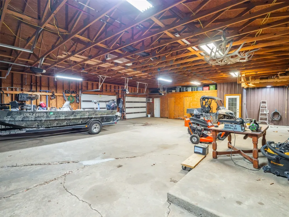216 Peaceable Ridge McAlester, OK 74501