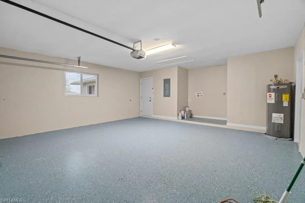 4418 SW 14th Avenue Cape Coral, FL 33914
