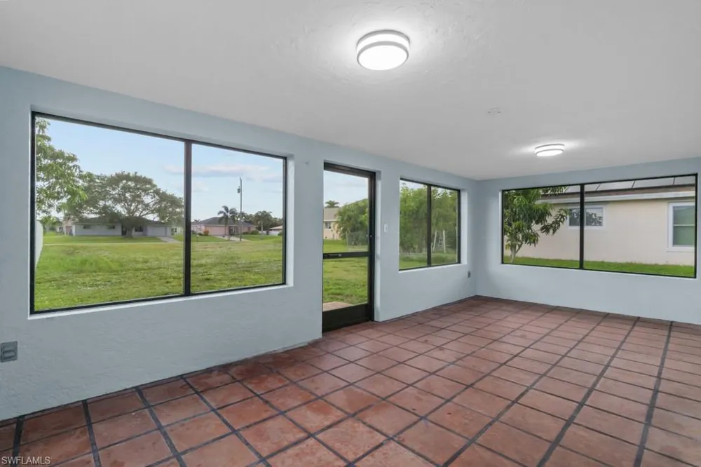 4418 SW 14th Avenue Cape Coral, FL 33914