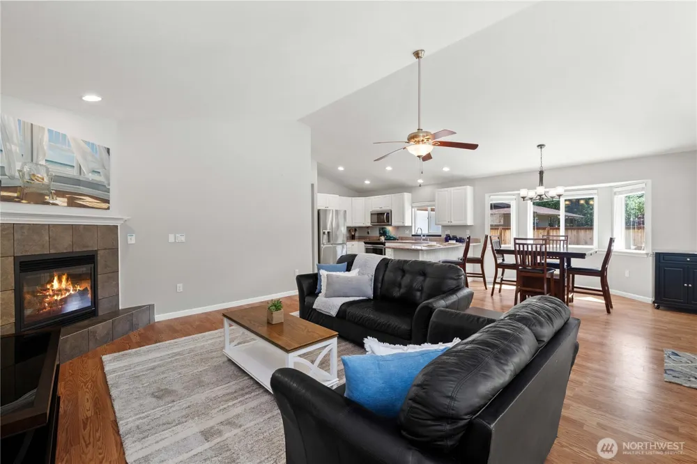 378 Eridani Loop SE Ocean Shores, WA 98569