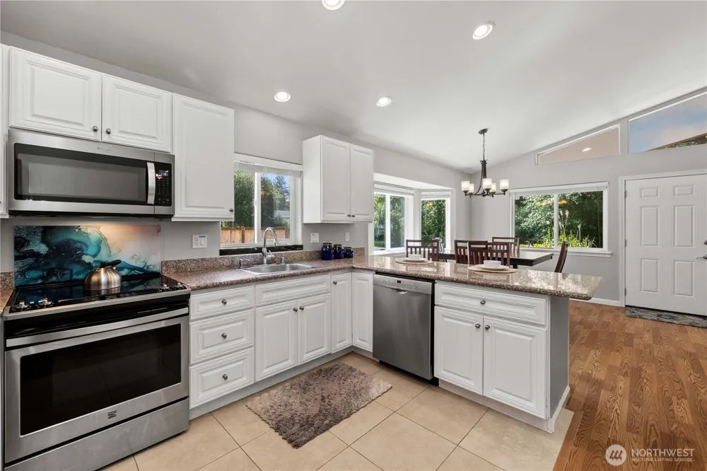 378 Eridani Loop SE Ocean Shores, WA 98569