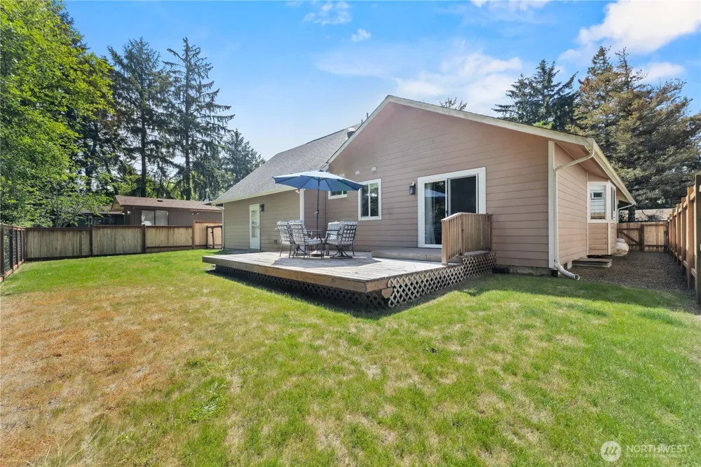 378 Eridani Loop SE Ocean Shores, WA 98569
