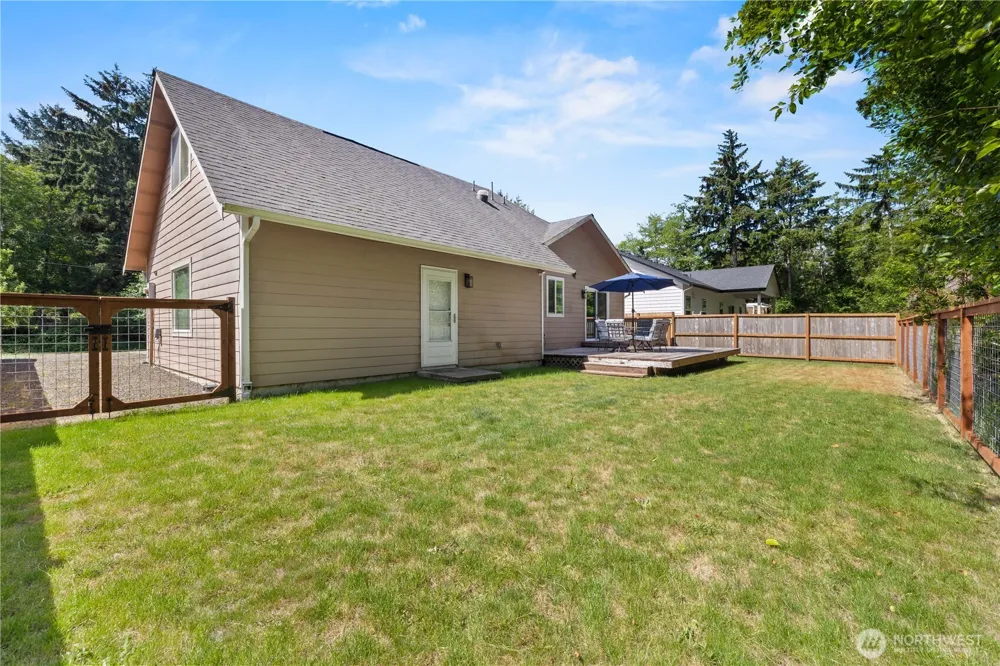 378 Eridani Loop SE Ocean Shores, WA 98569