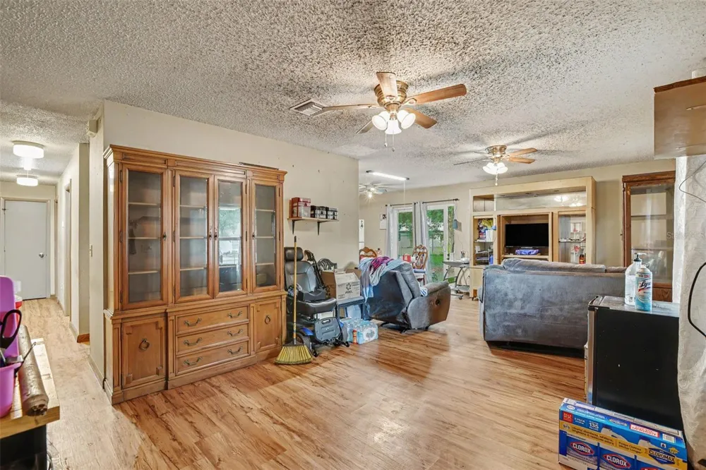 1506 FISH FIN COURT Tampa, FL 33619