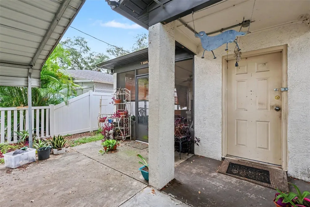 1506 FISH FIN COURT Tampa, FL 33619