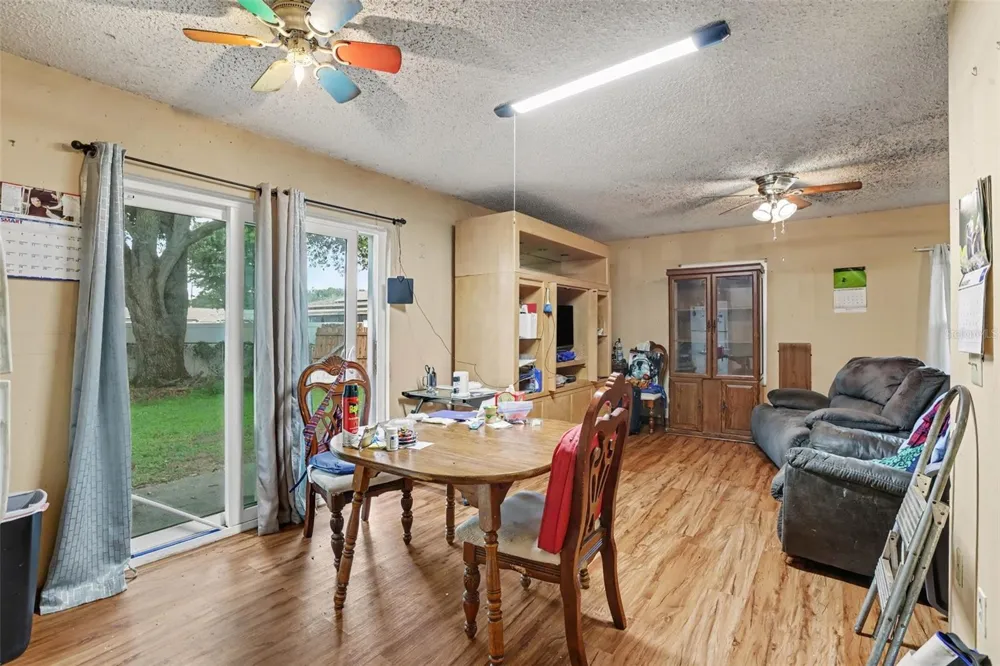 1506 FISH FIN COURT Tampa, FL 33619