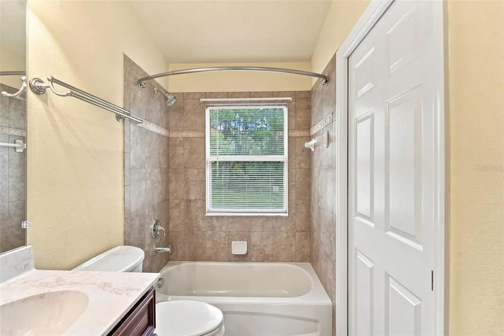 73 SANCTUARY AVENUE Debary, FL 32713