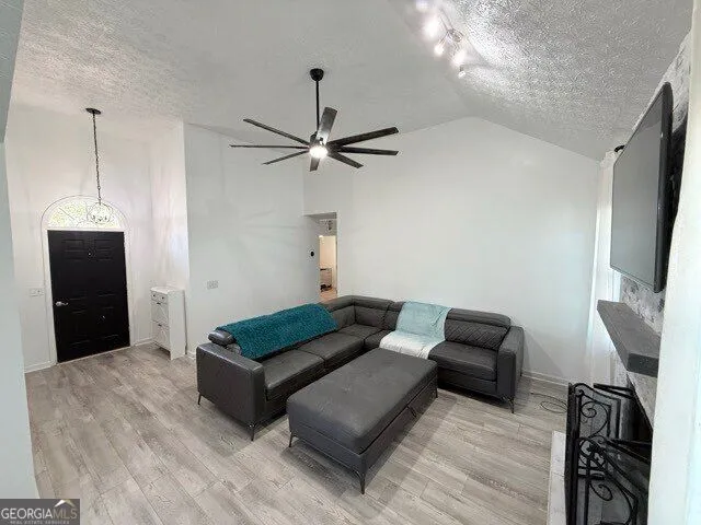 106 Elk Grove DR Auburn, GA 30011
