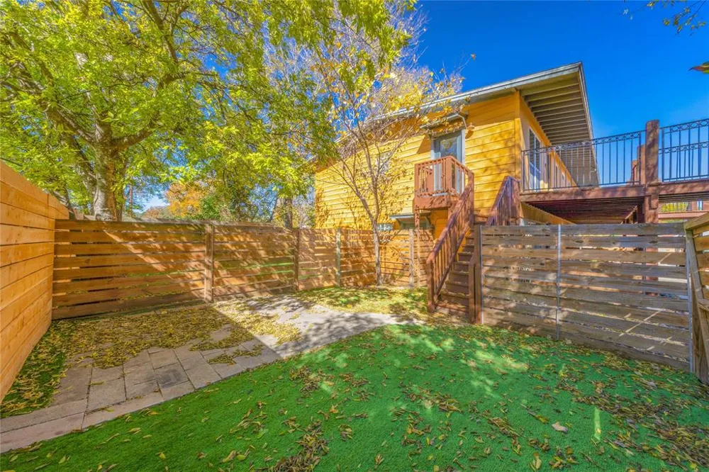 1917 Barge Street #204 Austin, TX 78745