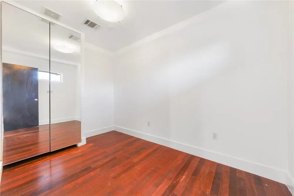 1917 Barge Street #204 Austin, TX 78745
