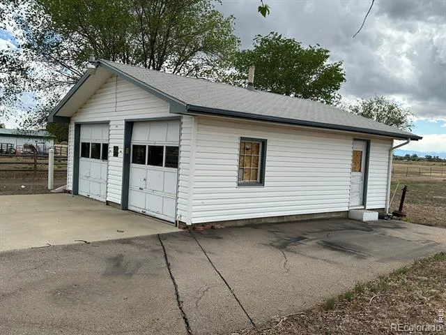9735 County Road 7 Longmont, CO 80504