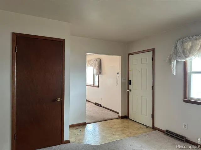 9735 County Road 7 Longmont, CO 80504