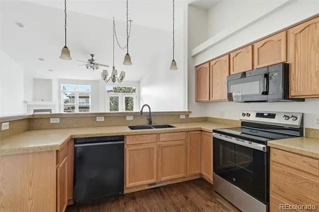 6471 Range Overlook Heights Colorado Springs, CO 80922