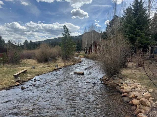 2100 Fall River Road #4 Estes Park, CO 80517