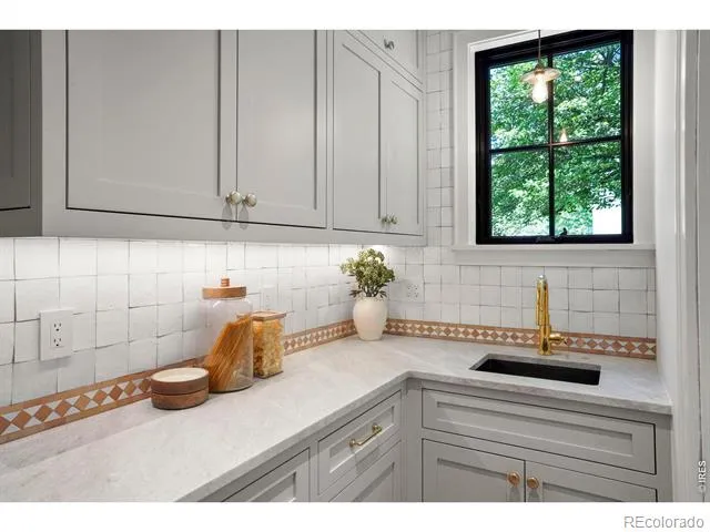 888 S Franklin Street Denver, CO 80209
