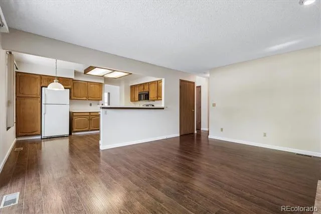 471 W Jamison Place Littleton, CO 80120