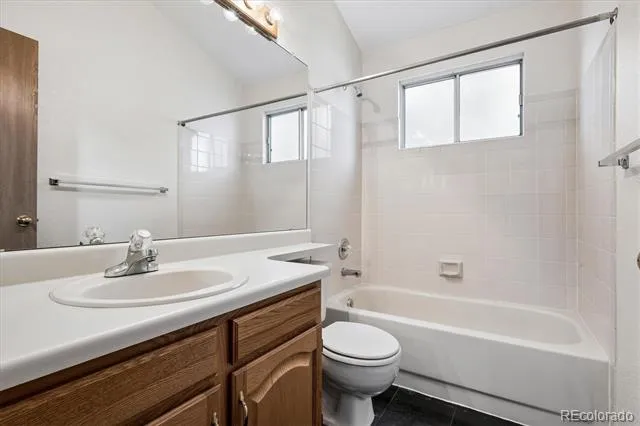471 W Jamison Place Littleton, CO 80120