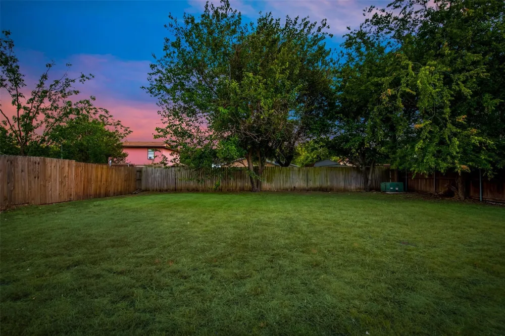 2436 Dancy Drive Fort Worth, TX 76131