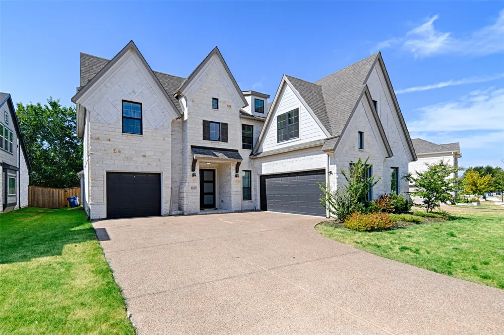 1637 Ranch House Road Celina, TX 75009