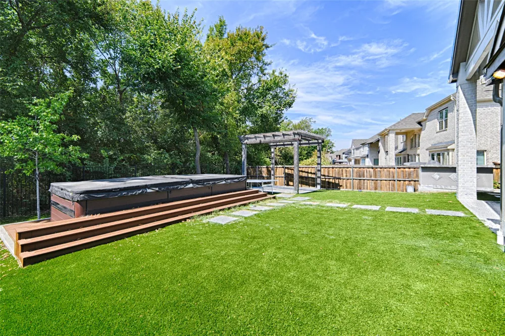 1637 Ranch House Road Celina, TX 75009