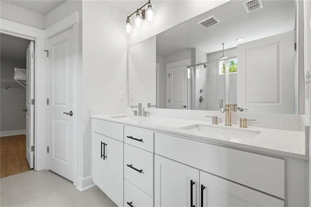 4719 Wilderness Trail #1 Flowery Branch, GA 30542