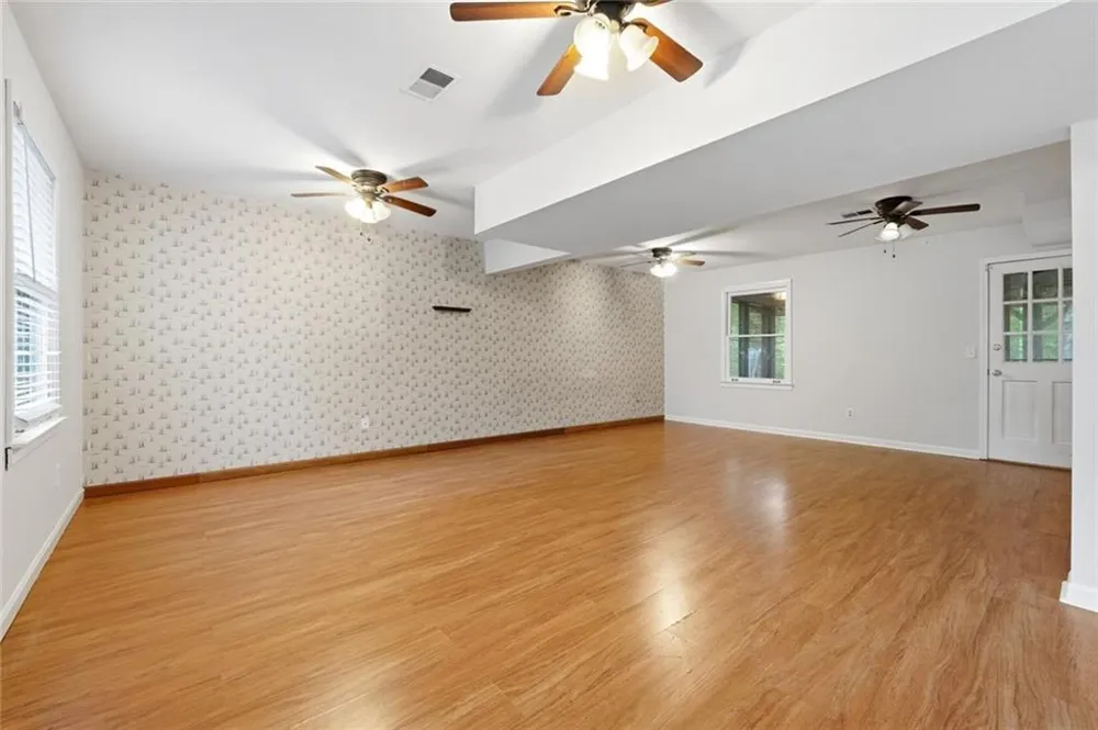 3262 Summer Wood Circle Snellville, GA 30039
