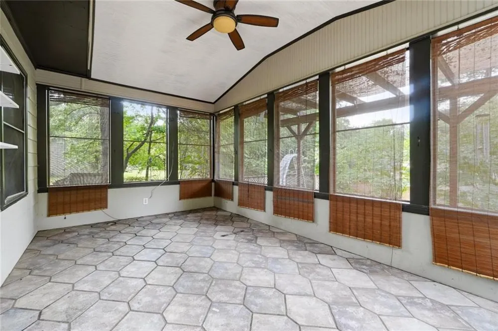 3262 Summer Wood Circle Snellville, GA 30039