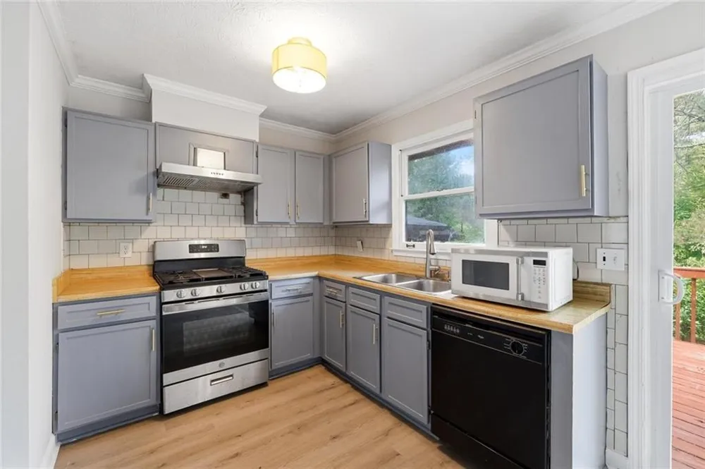 3262 Summer Wood Circle Snellville, GA 30039