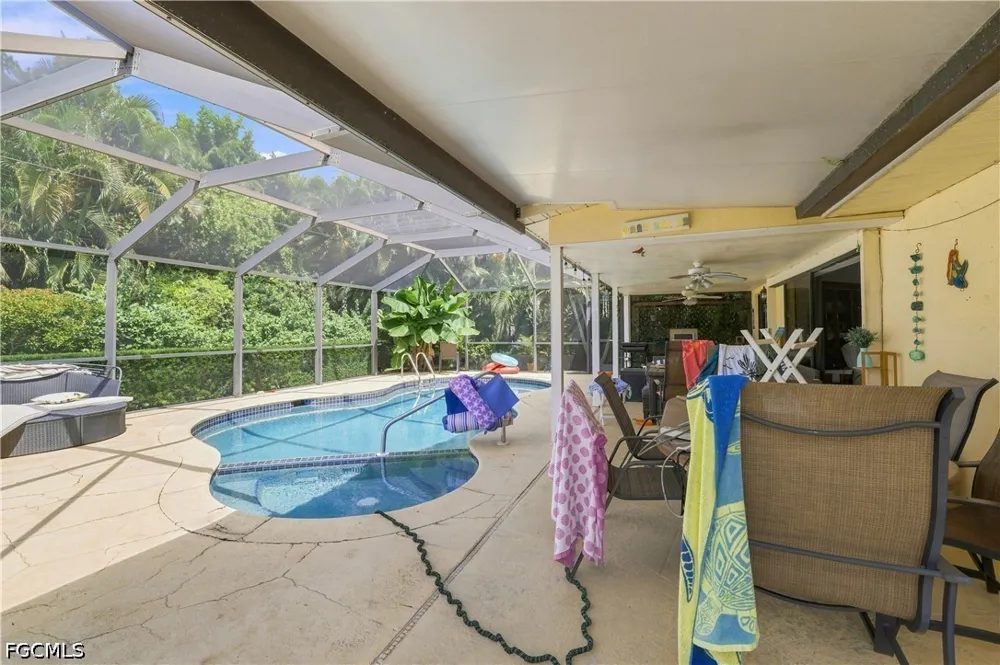Beechwood Lake Drive Naples, FL 34112
