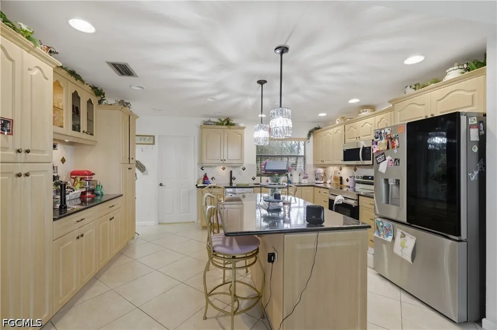 Beechwood Lake Drive Naples, FL 34112