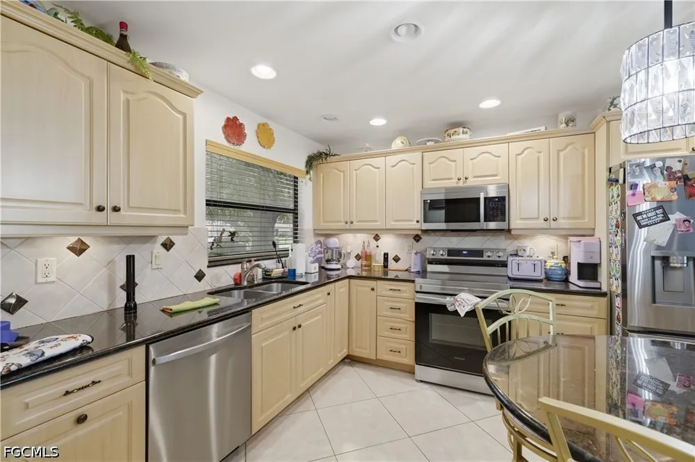 Beechwood Lake Drive Naples, FL 34112