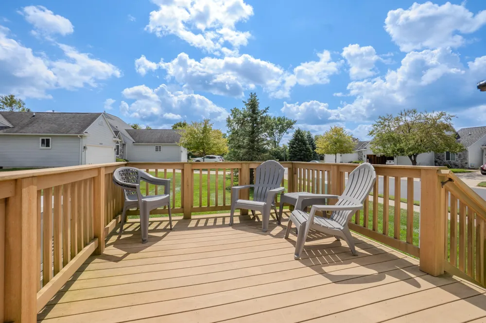 860 Knollwood Circle South Lyon, MI 48178