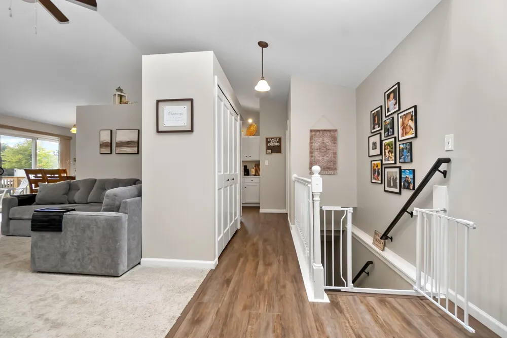 860 Knollwood Circle South Lyon, MI 48178