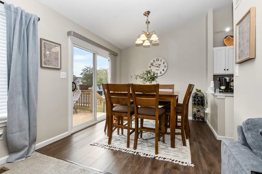 860 Knollwood Circle South Lyon, MI 48178