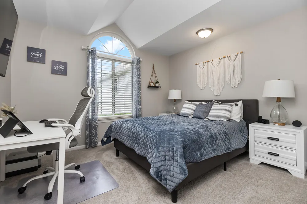 860 Knollwood Circle South Lyon, MI 48178