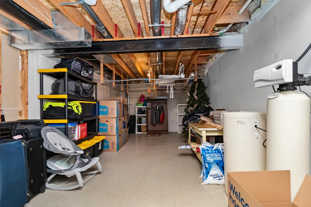 860 Knollwood Circle South Lyon, MI 48178