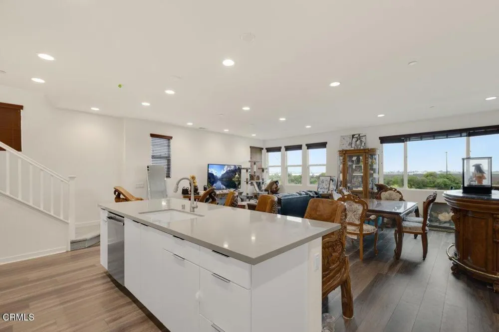 1054 Canal Street Oxnard, CA 93035