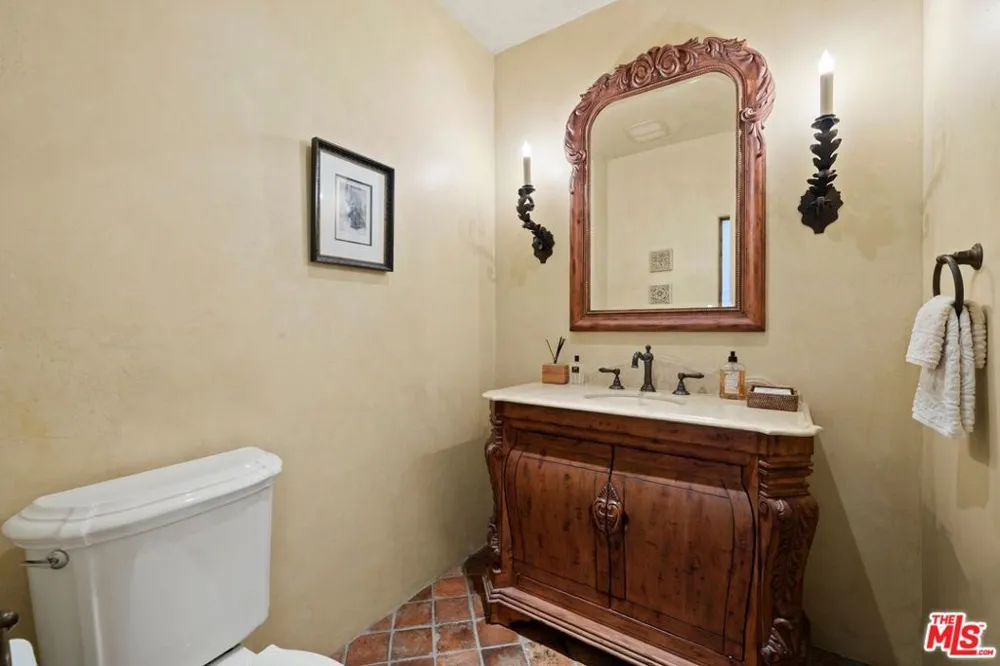 828 16th Street Santa Monica, CA 90403