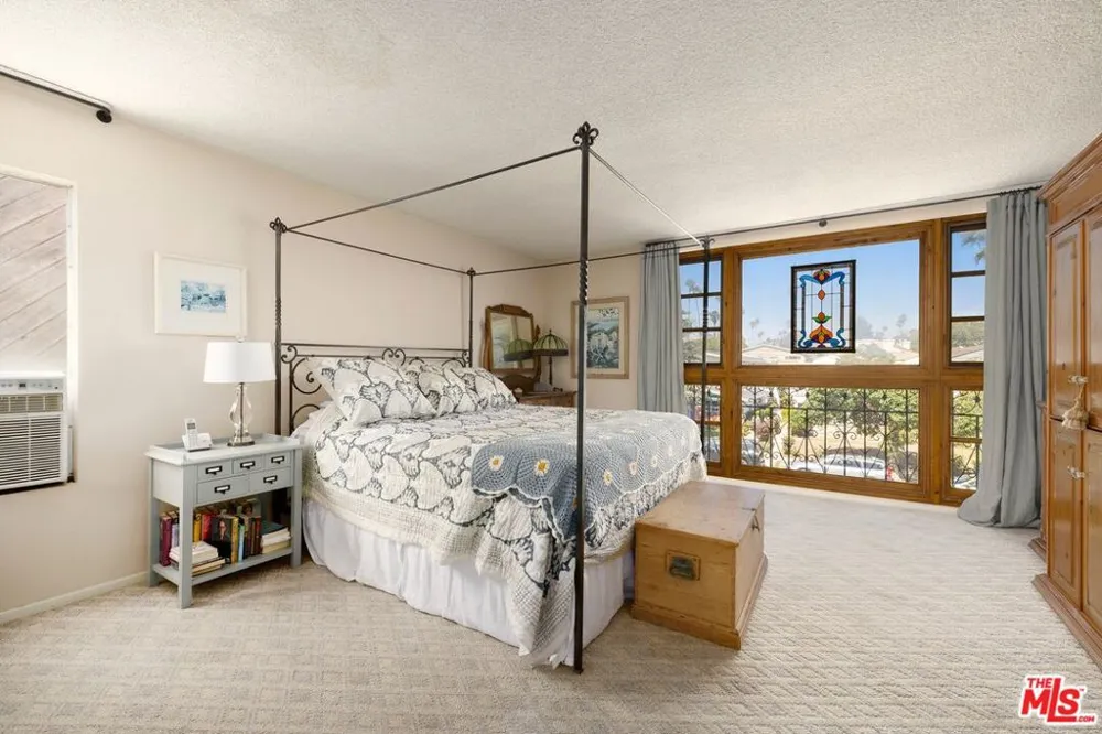 828 16th Street Santa Monica, CA 90403