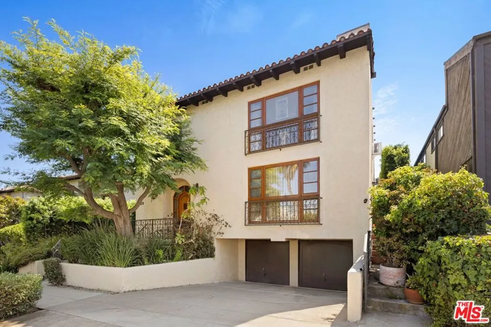 828 16th Street Santa Monica, CA 90403
