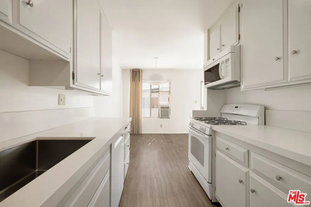 828 16th Street Santa Monica, CA 90403