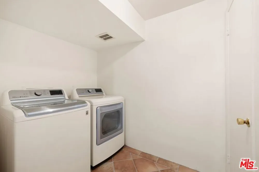 828 16th Street Santa Monica, CA 90403