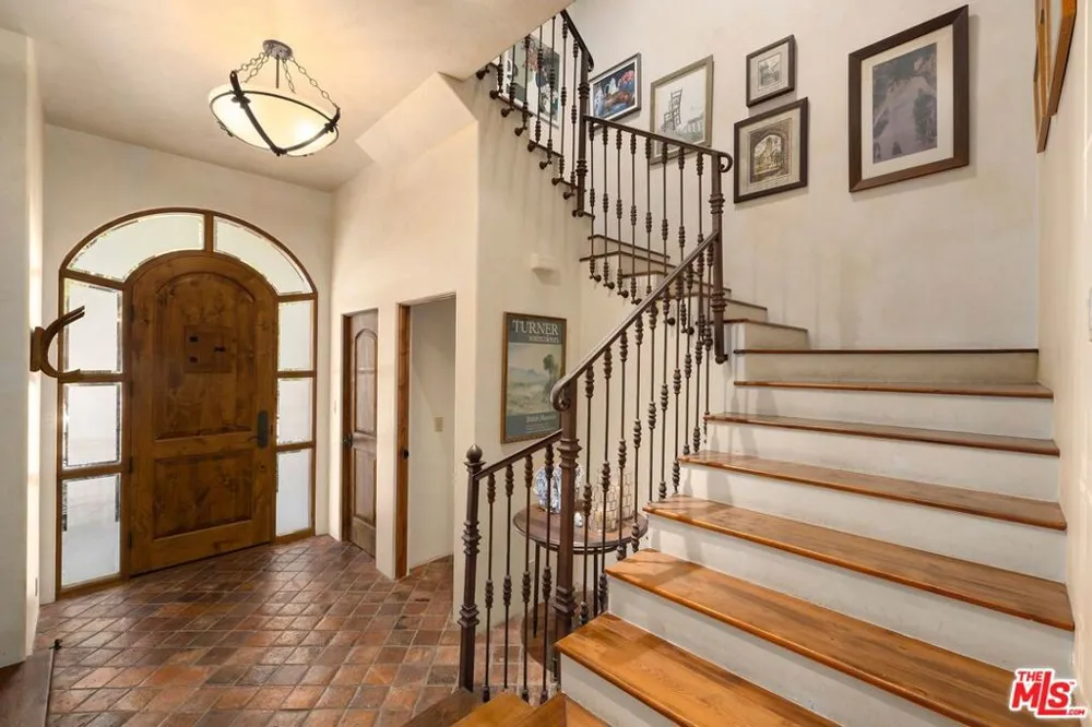 828 16th Street Santa Monica, CA 90403