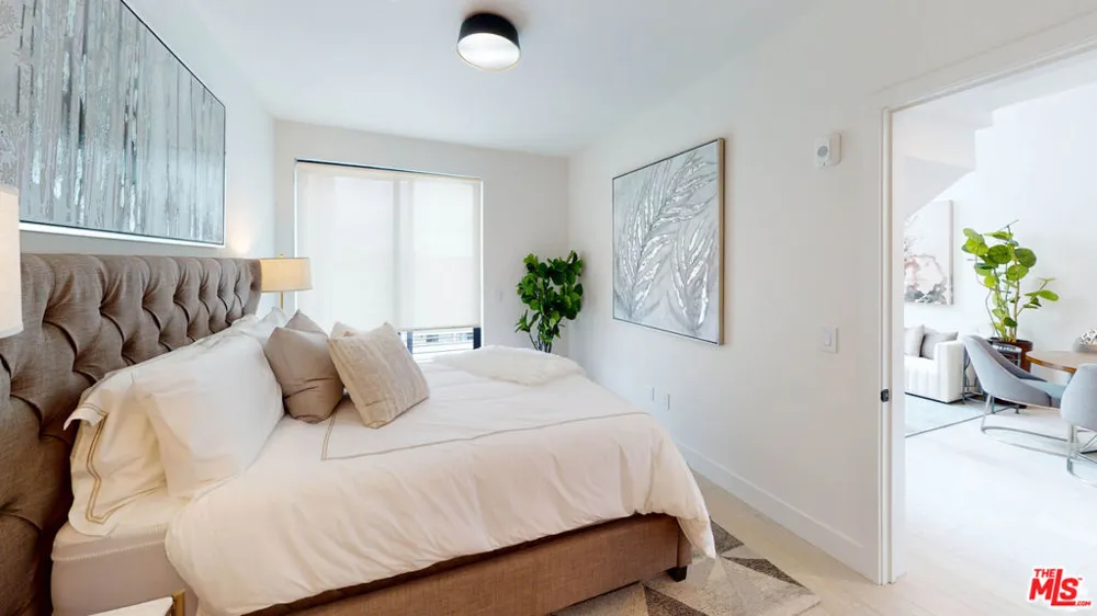 105 S Doheny Drive #404 Los Angeles, CA 90048
