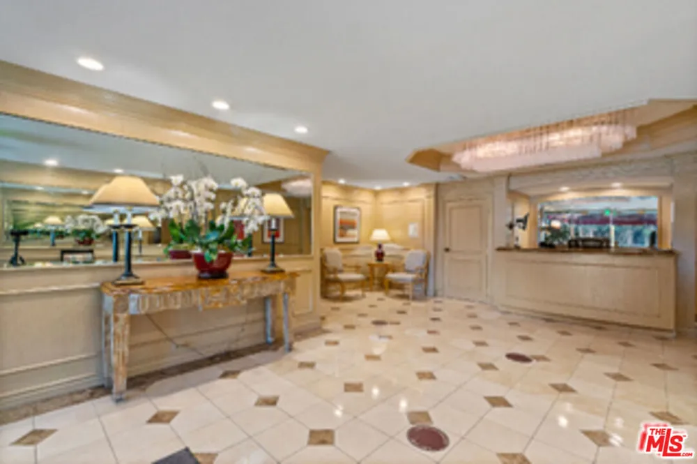 10751 Wilshire Boulevard #906 Los Angeles, CA 90024