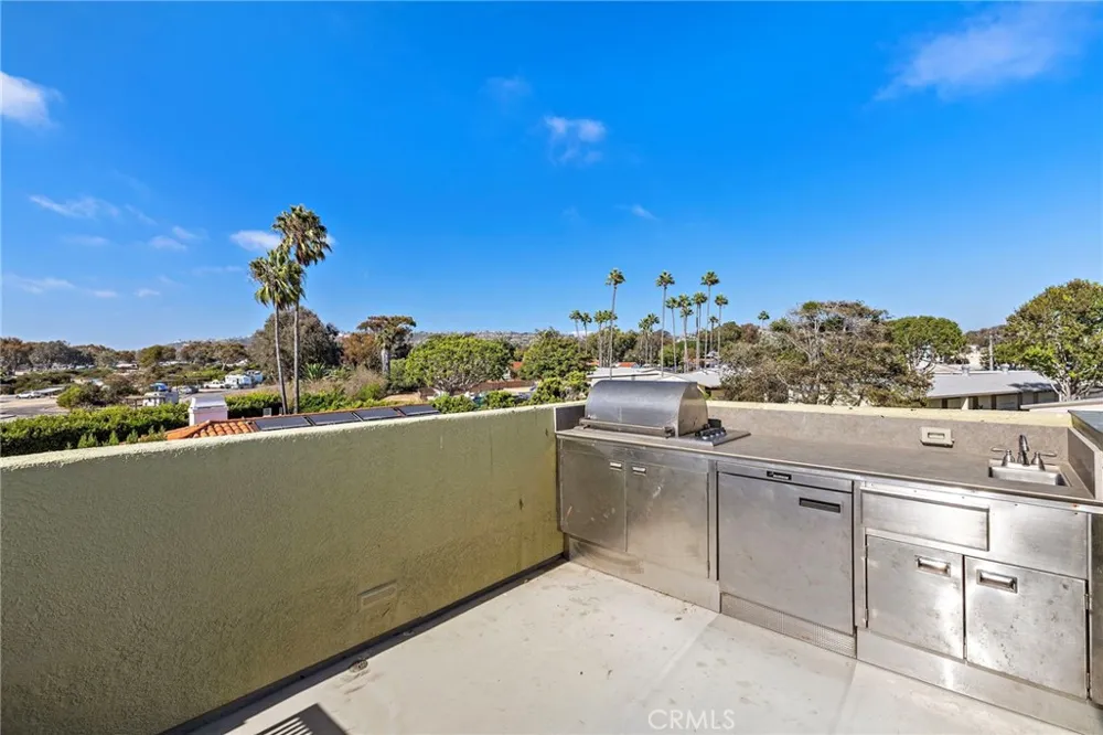 3805 Vista Azul San Clemente, CA 92672